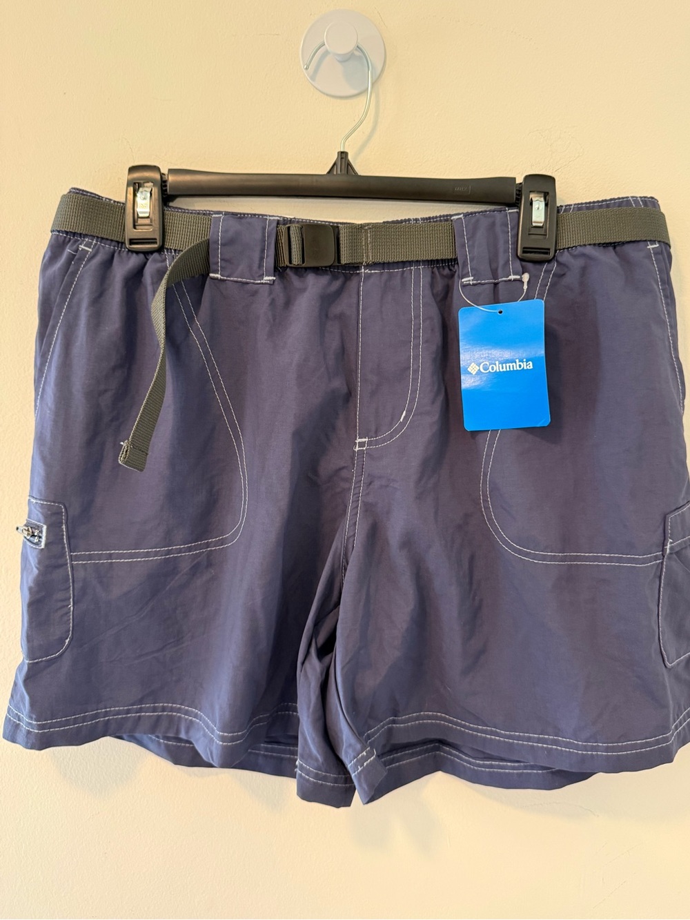 Columbia Sandy River Cargo short Size Large NWT #Lux-Q